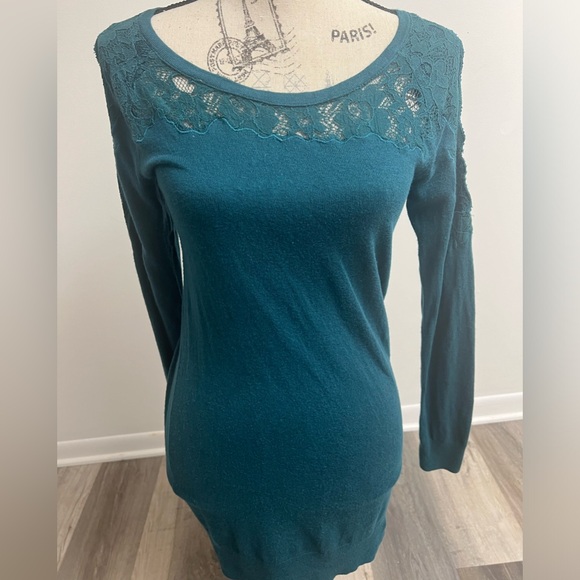 Long Sleeve Maternity Sweater! - Picture 1 of 12